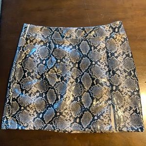 Black and light gray faux leather, textured skirt